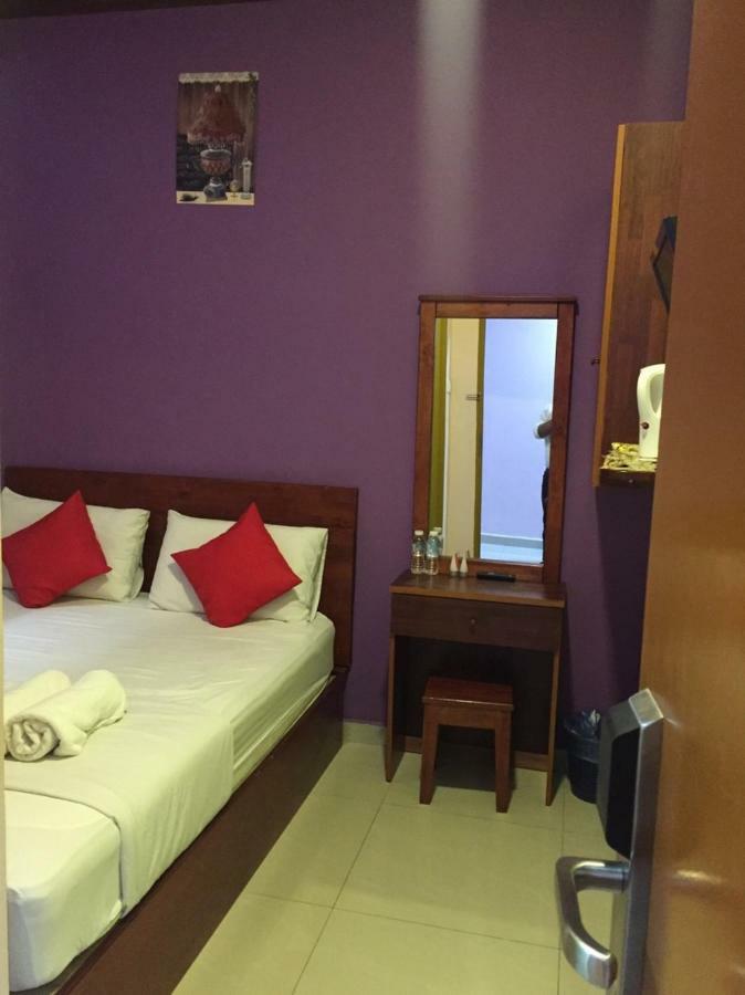 Saujana City Hotel Bandar Saujana Putra Экстерьер фото