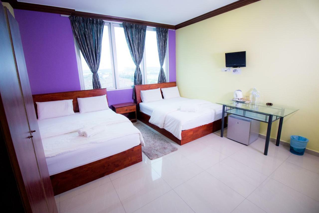 Saujana City Hotel Bandar Saujana Putra Экстерьер фото
