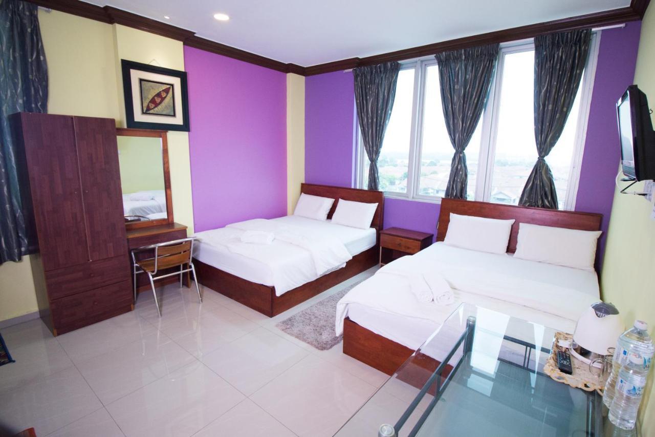Saujana City Hotel Bandar Saujana Putra Экстерьер фото