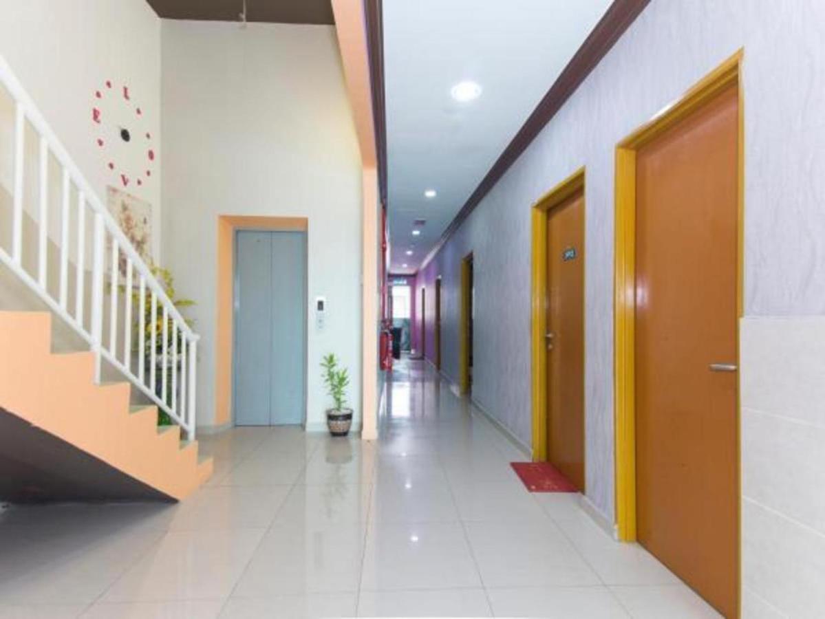 Saujana City Hotel Bandar Saujana Putra Экстерьер фото